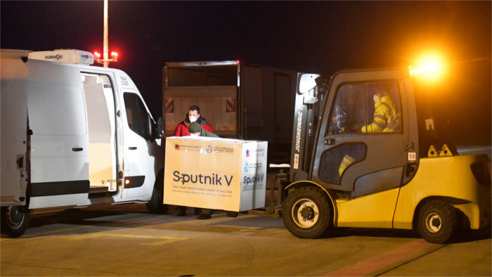 La Slovaquie achètera 2 millions de doses du vaccin russe Spoutnik V