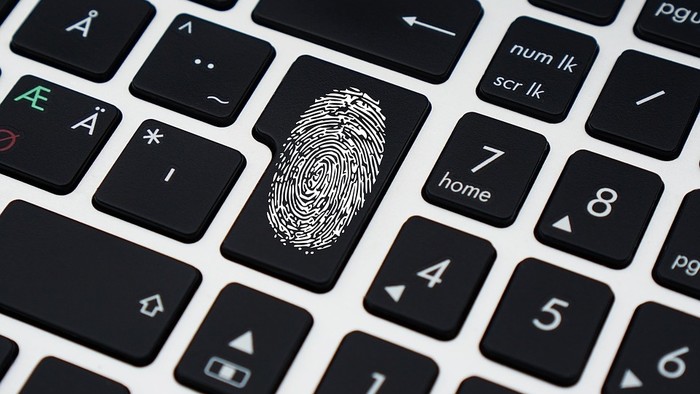 Digitálne stopy na internete