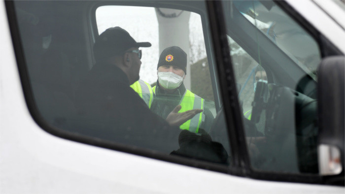 Mesures plus sévères également sur les frontières