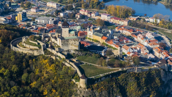 hrad_Trencin_2.jpg