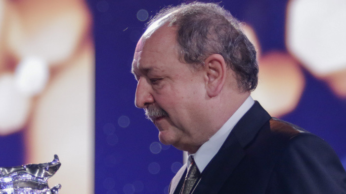 Hevier učí maturantov online štúrovcov