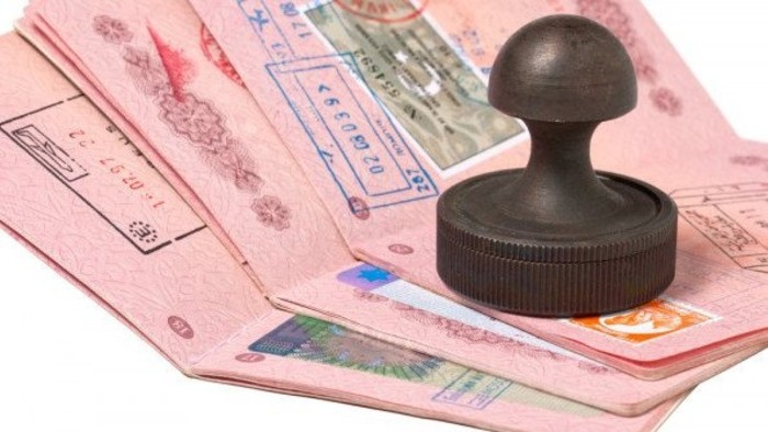 Kaliňák propone eliminar los visados para el personal diplomático de Cuba