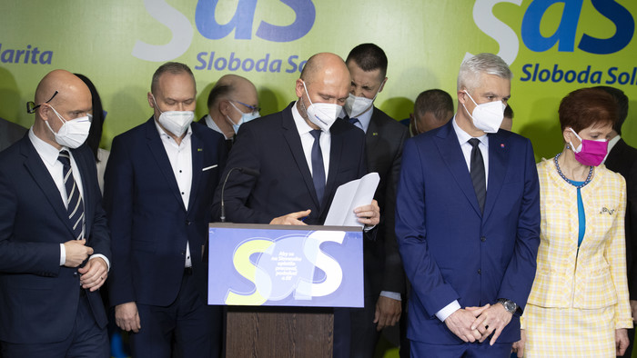 Strana SaS vyzýva premiéra Igora Matoviča na odchod z funkcie