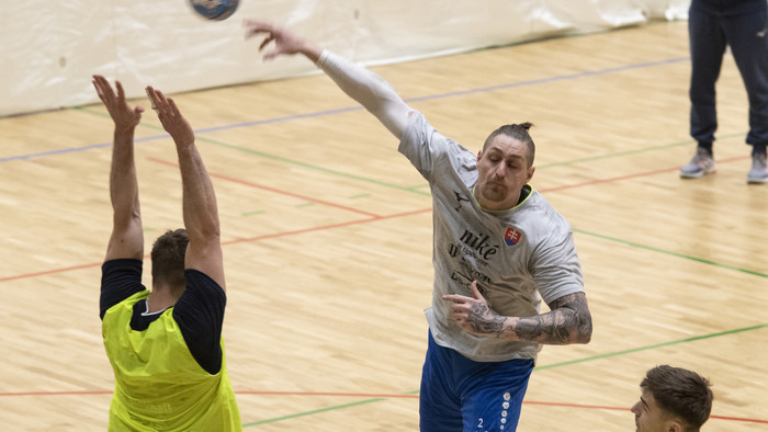 Naši hádzanári nestačili na reprezentáciu Maďarska