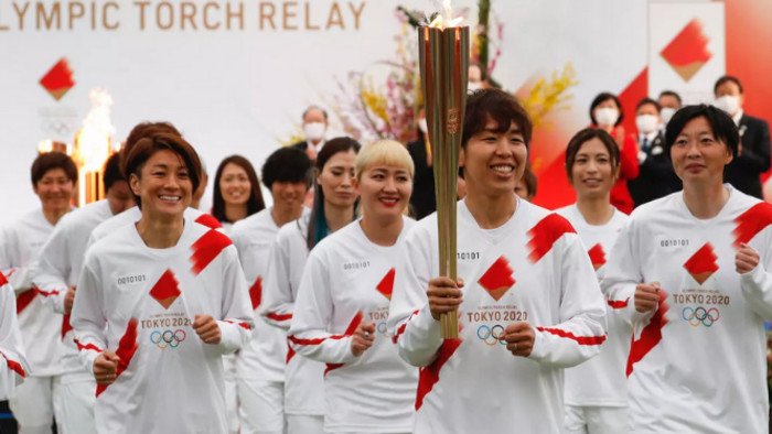 Elindult az olimpiai fáklyaváltó