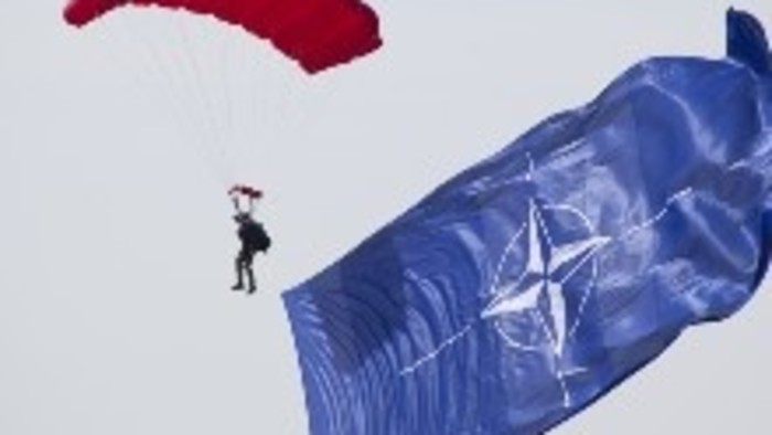 A NATO-országok külügyminiszteri értekezletéről 