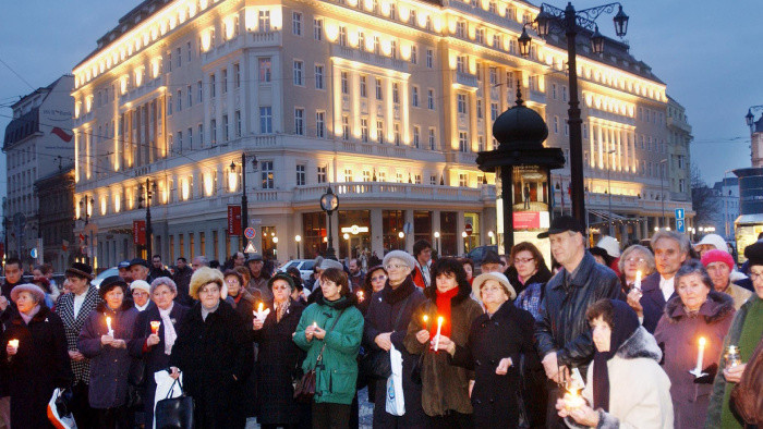 33 rokov od Sviečkovej demonštrácie