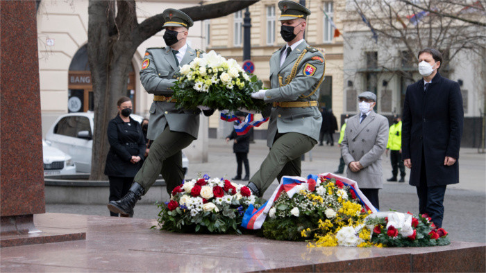 Máximas autoridades del país conmemoran aniversario de la liberación de Bratislava