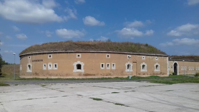 História blízka vzdialená / Malo byť Komárno sídlom rakúskeho cisára?