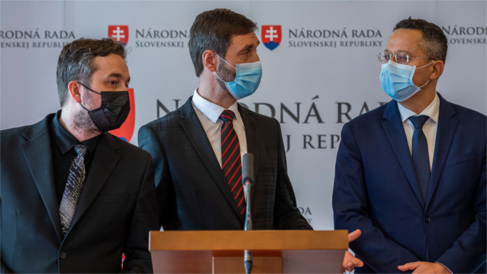 Séance extraordinaire au parlement