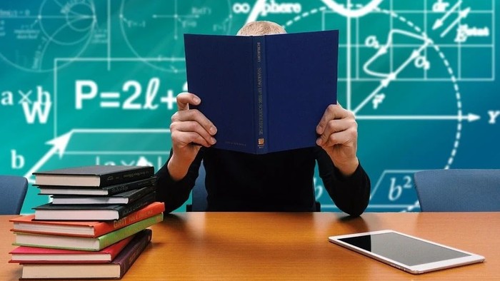 Deviatakov čakajú prijímacie pohovory