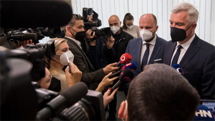 Korčok cumplimenta hoy primera su visita de trabajo a Alemania