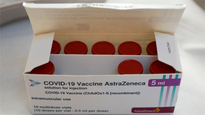 Heger recibirá la vacuna de AstraZeneca