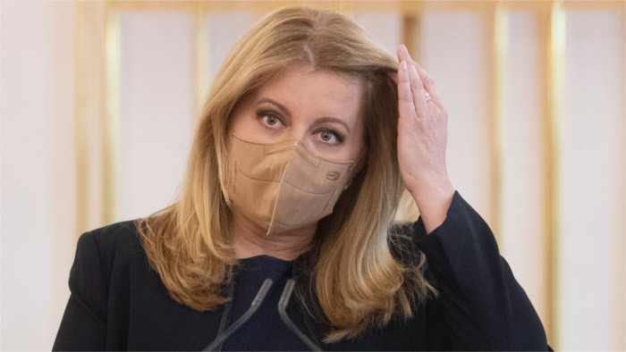 La presidenta, en el caso del referéndum, se ha dirigido a la Corte Constitucional 