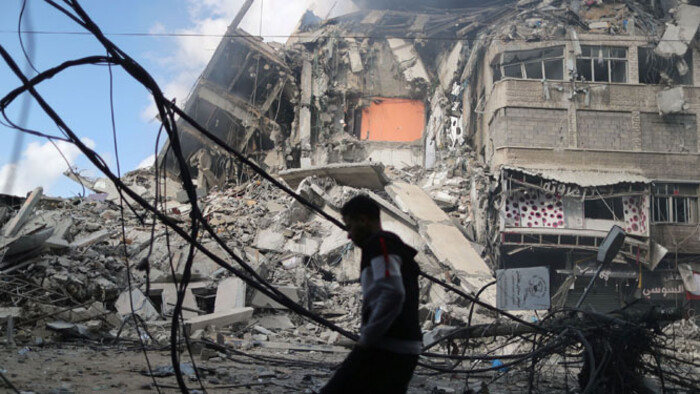 Bő egy hete hullanak a bombák a bibliai tájakon