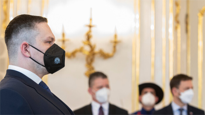 Polémique sur la rencontre secrète des hauts représentants d’Etat 