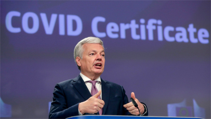 Prvé pozitívne indikácie o akceptovaní očkovacích certifikátov 