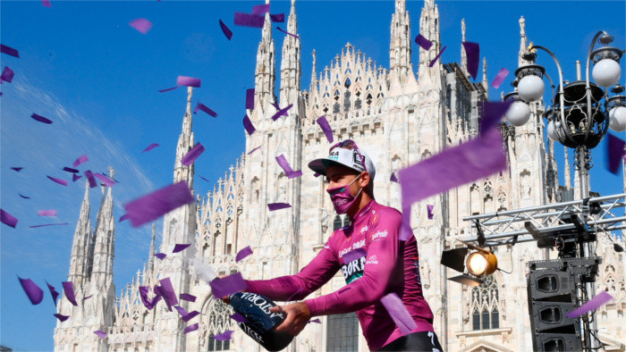 Sagan consigue la camiseta ciclamino del Giro de Italia