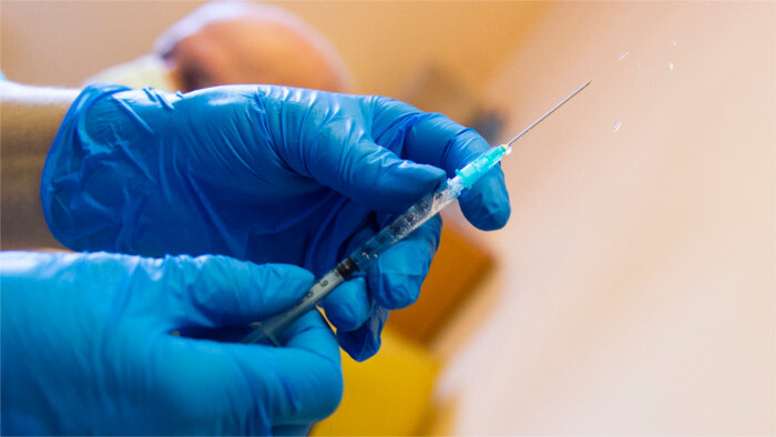 Vaccination with Sputnik V starts