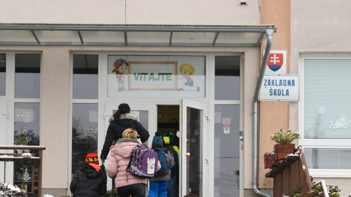 Špeciálna základná škola v Partizánskom sa zmenila na zelenú oázu