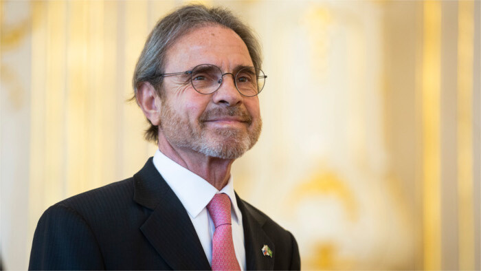 El ministro de Defensa se ha entrevistado con el embajador de Brasil en Eslovaquia 