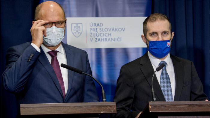 Vlani dostali takmer dva milióny eur 