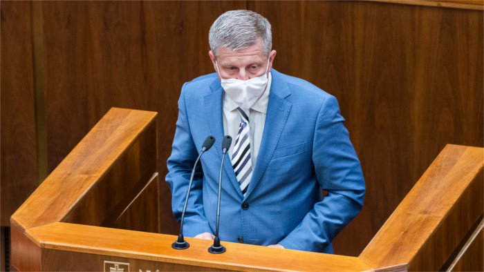Challenges ahead of Health Minister after his first 100 days