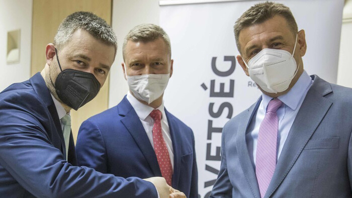 Alakulóban a Szövetség