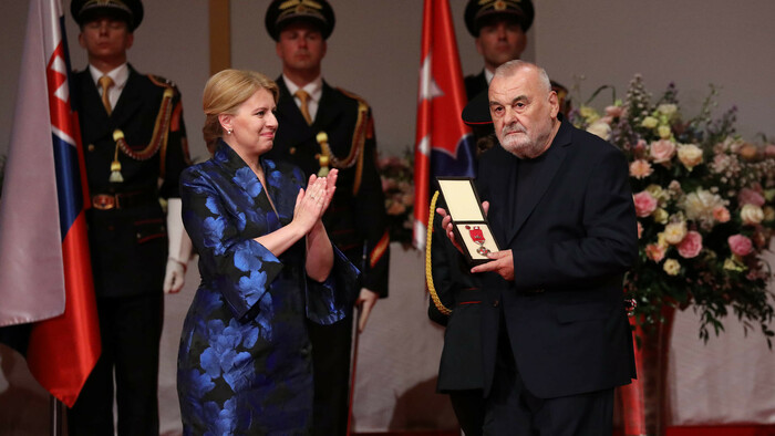 27. 6. prezidentka Slovenskej republiky Zuzana Čaputová slávnostne odovzdala v Bratislave štátne vyznamenania