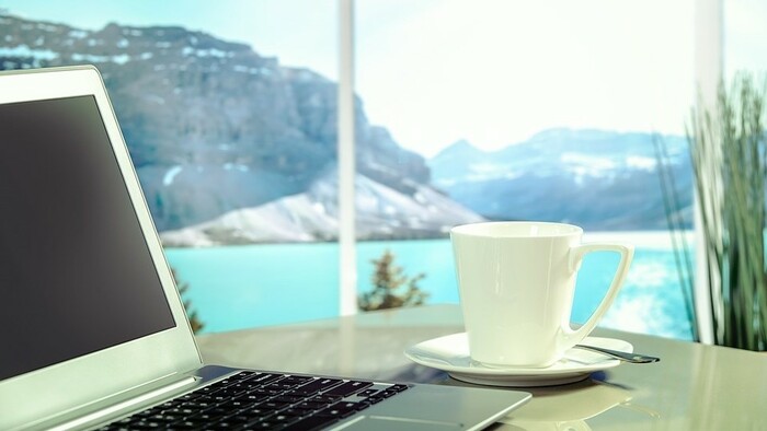 Dobrá správa / Home office na chorvátskej pláži