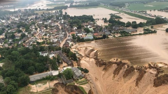 Ítéletidő vagy az elkövetkező idők átlag időjárása?