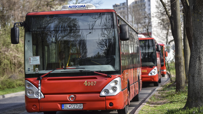 Vysoké teploty v spojoch MHD