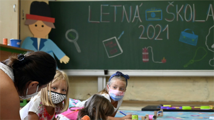  Las escuelas veraniegas ayer abrieron sus puertas
