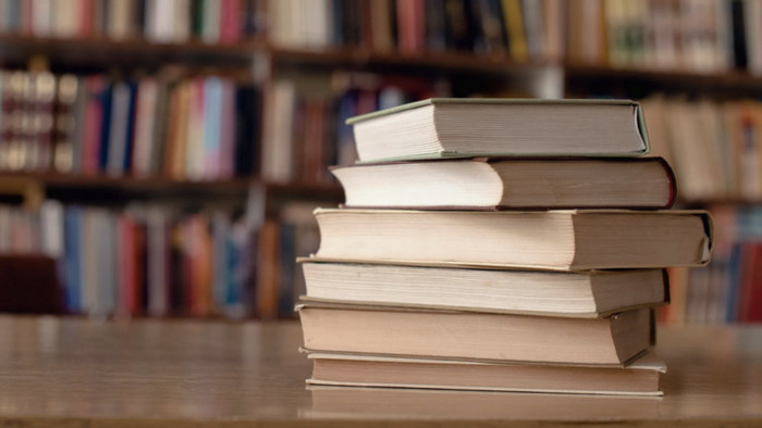 Akých bolo posledných pár týždňov v slovenskej literatúre?