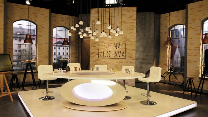 Silná zostava / Protesty na Slovensku