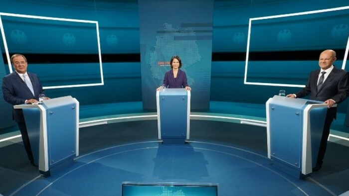 Megtartották első tévévitájukat Merkel kancellárjelölt utódai