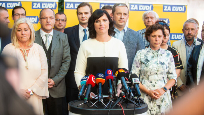Scission au sein du parti Za ludi