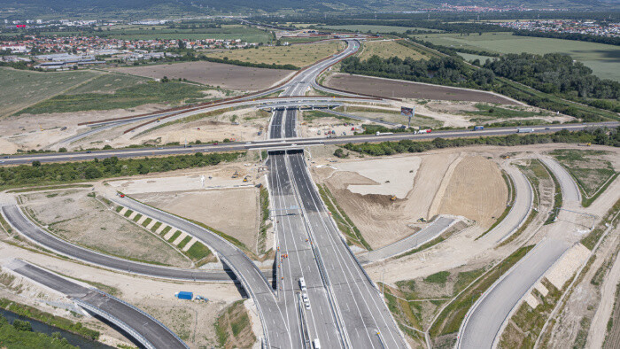 Nultý obchvat Bratislavy sa rozšíri o nové úseky D4 a R7, kľúčová križovatka nie je postavená
