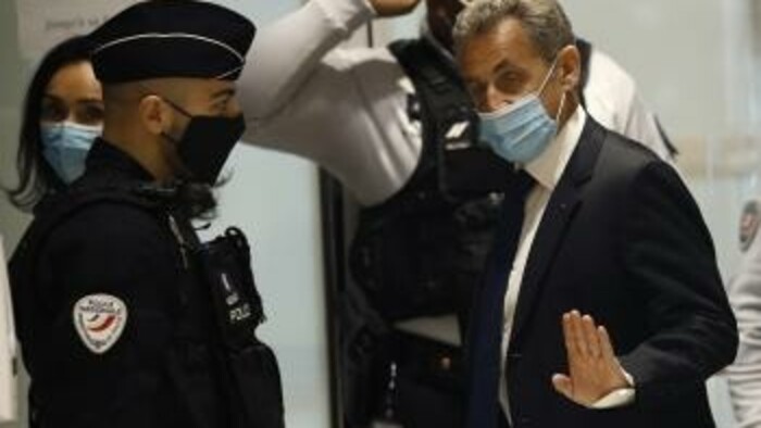 Paríž: Súd odsúdil bývalého prezidenta Sarkozyho