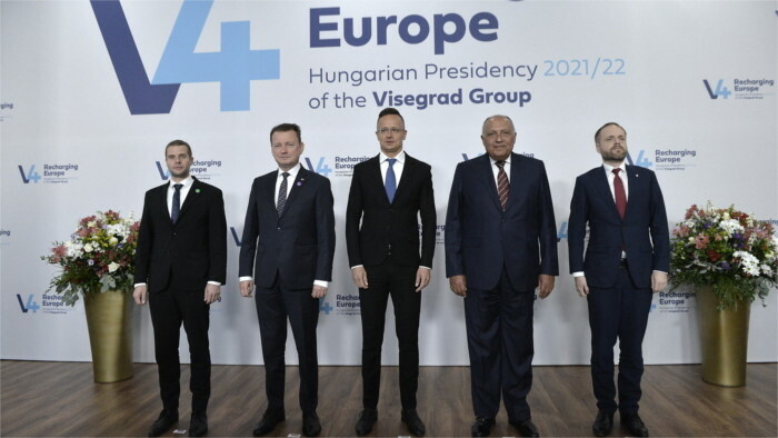 Leaders du V4 avec les représentants de l’Égypte 