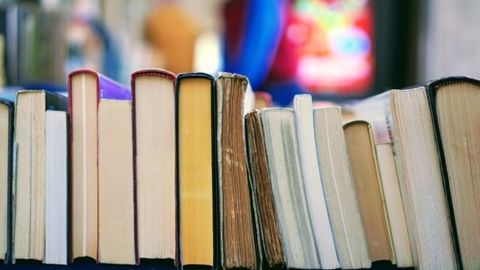 Akých bolo posledných päť týždňov v literatúre?