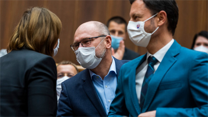 Richard Sulík reste à son poste de ministre de l’économie