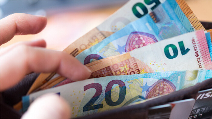 En 2021 el salario medio crece en todos los ámbitos 