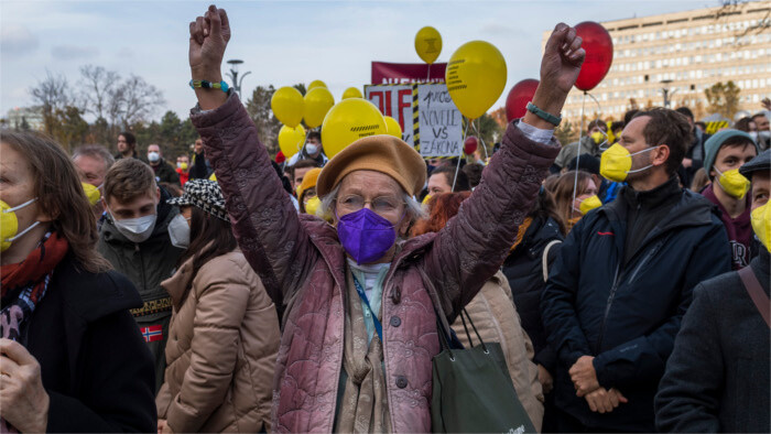 Con ocasión del aniversario de la Revolución de Terciopelo se celebraron varias marchas de protesta   