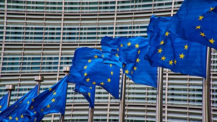 Európsky týždeň: Kríza cien energií v EU a zverejňovanie zdaňovania veľkých firiem
