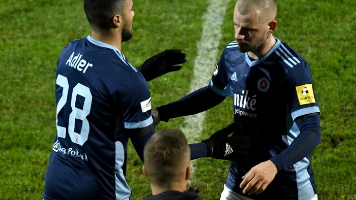 Futbal: Slovan - PAOK s 200 divákmi v režime OP
