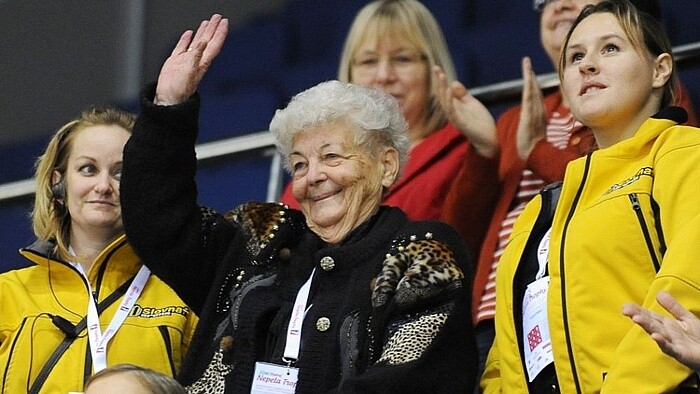 Eiskunstlauftrainerin Hilda Múdra im Alter von 95 Jahren verstorben