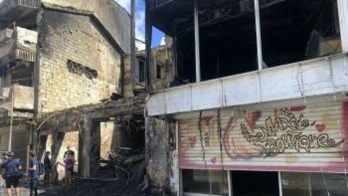 Guadeloupe sužujú nepokoje pre prísne obmedzenia