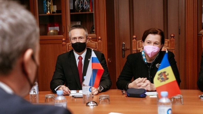 Госсекретарь словацкого МИДа И. Броцкова в Молдове
