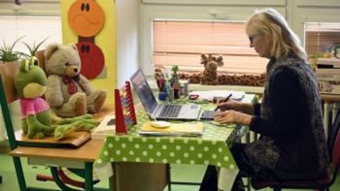 Minister školstva o nových opatreniach pre školy
